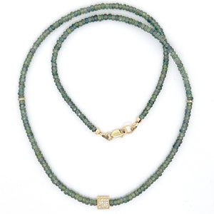 Green sapphire necklace with diamond pavé center, diamond rondelles and solid 14K yellow gold clasp